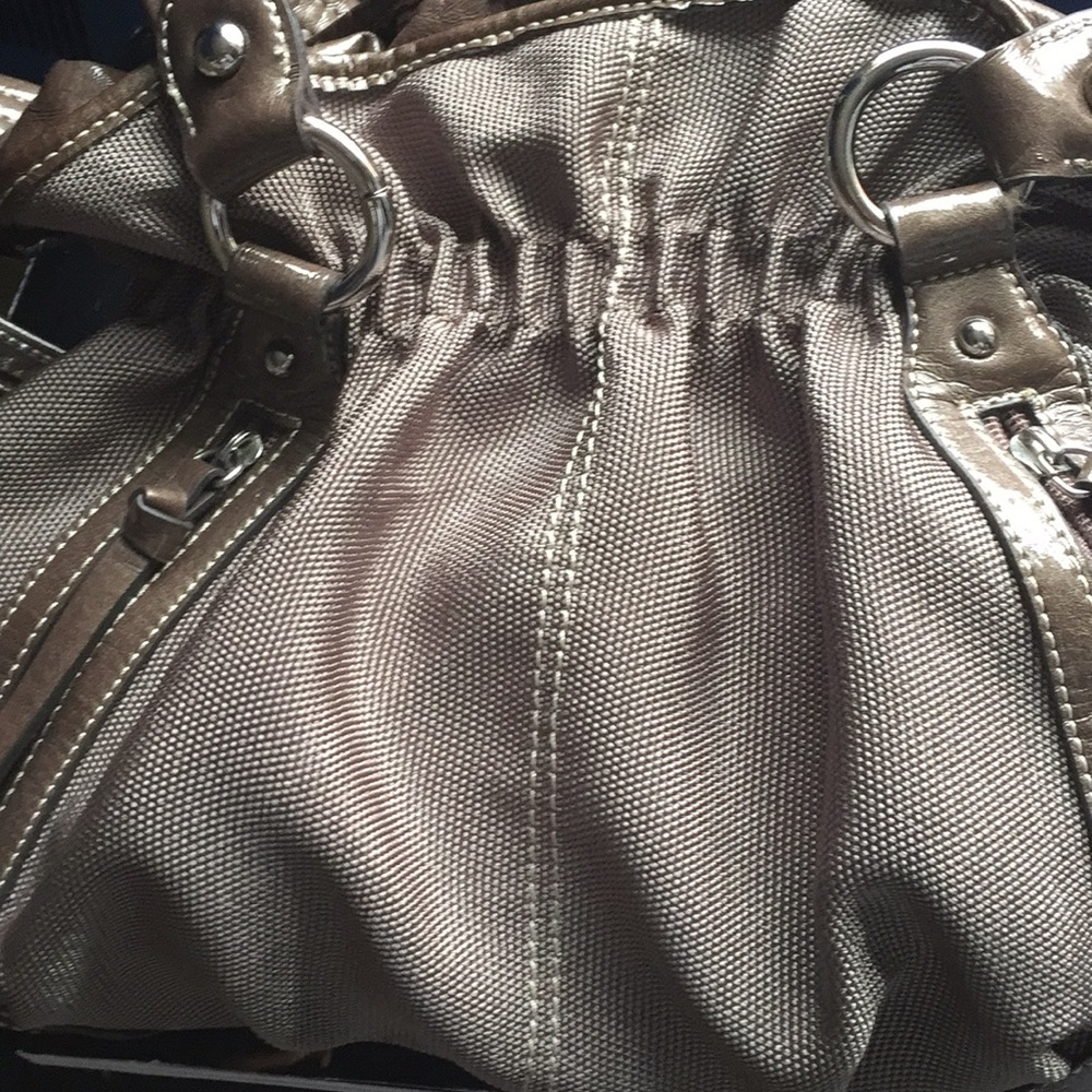 Purse - Picture 4 of 4